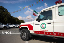 ۱۰۰ گردشگر گرفتار در ساحل کنارک نجات پیدا کردند