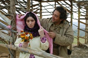 نمایش نسخه مرمت‌شده «گیلانه» با حضور بهرام رادان پس از ۲۱ سال در موزه سینما