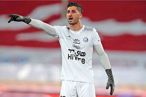 مورد عجیب در پیشنهاد سپاهان به رشید مظاهری