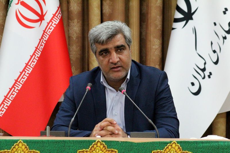 ضرورت پیگیری مغایرت ثبتنام بیمه رانندگان تاکسی/برون سپاری برخی اقدامات به اتحادیه تعاونی تاکسیرانان