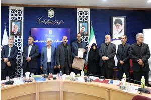 کسب رتبه برتر کشور توسط مدیرکل نوسازی مدارس هرمزگان در حوزه‌های فنی و مشارکت‌ها