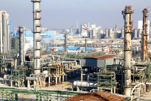 ۱۵۰ میلیارد دلار فرصت سرمایه‌گذاری در صنعت پتروشیمی ایران فراهم است