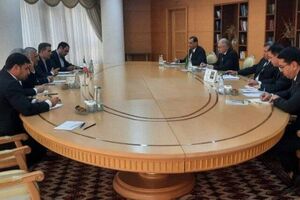 دیدار معاون دیپلماسی اقتصادی ایران با وزیر خارجه ترکمنستان در عشق‌آباد
