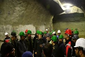 فرمانده کل سپاه از پروژه تحقیقاتی پردیس فناوری بازدید کرد