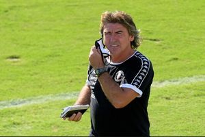 سرمربی استقلال به کنفرانس خبری پیش از سوپرجام نرسید