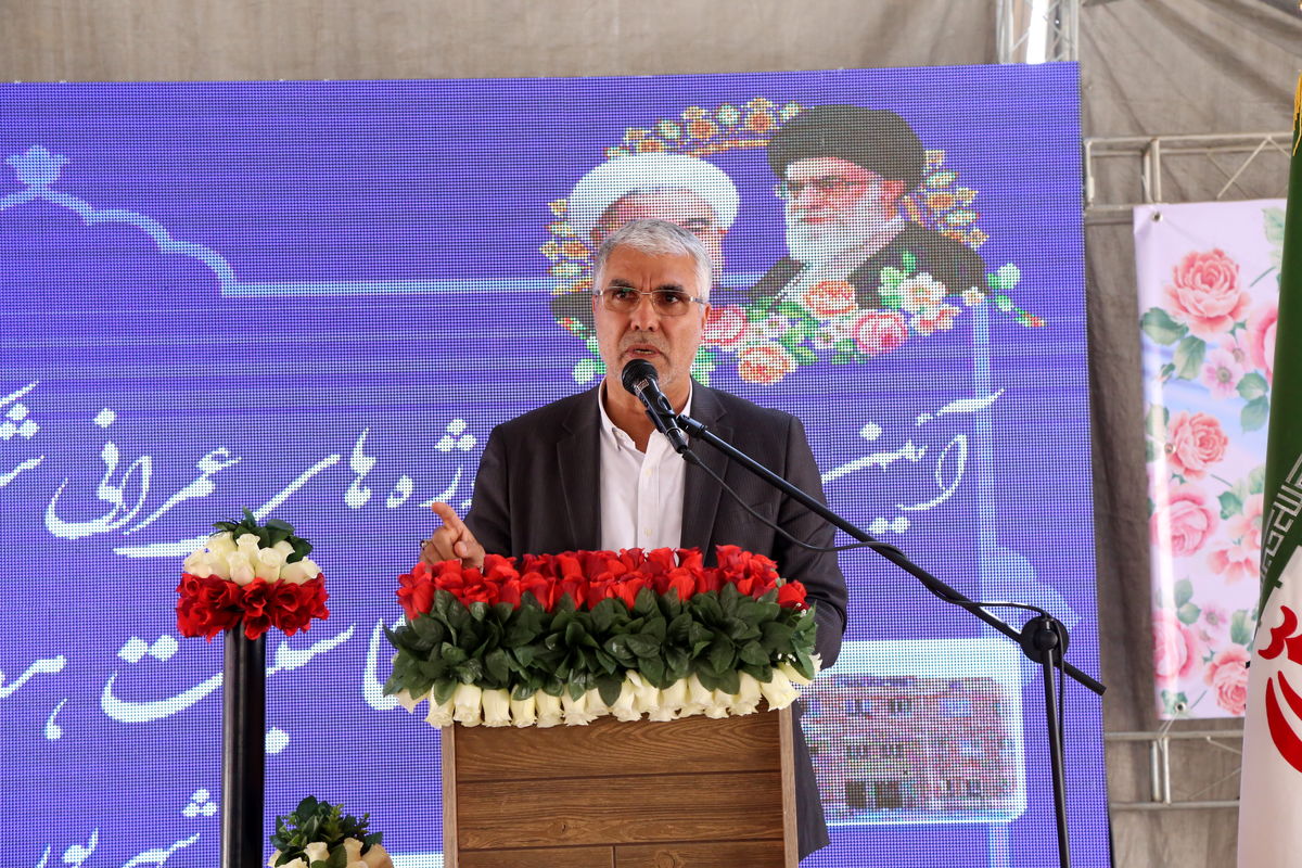 استاندار فارس در مراسم افتتاح پروژه های عمرانی شهر صدرا