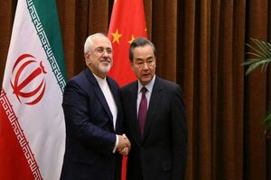 ظریف با همتای چینی خود دیدار کرد