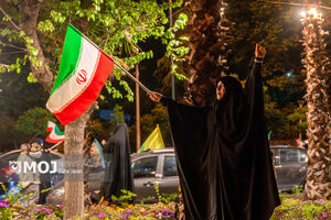 تهران، شب، خیابان؛ دقایقی پس از پاسخ کوبنده ایران