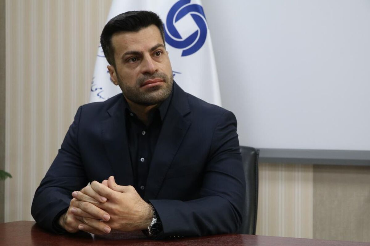 مهدی آزادواری