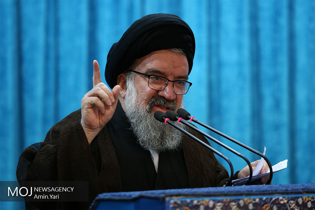 آخرین نماز جمعه تهران در ماه مبارک رمضان همزمان با روز جهانی قدس به امامت آیت الله سید احمد خاتمی