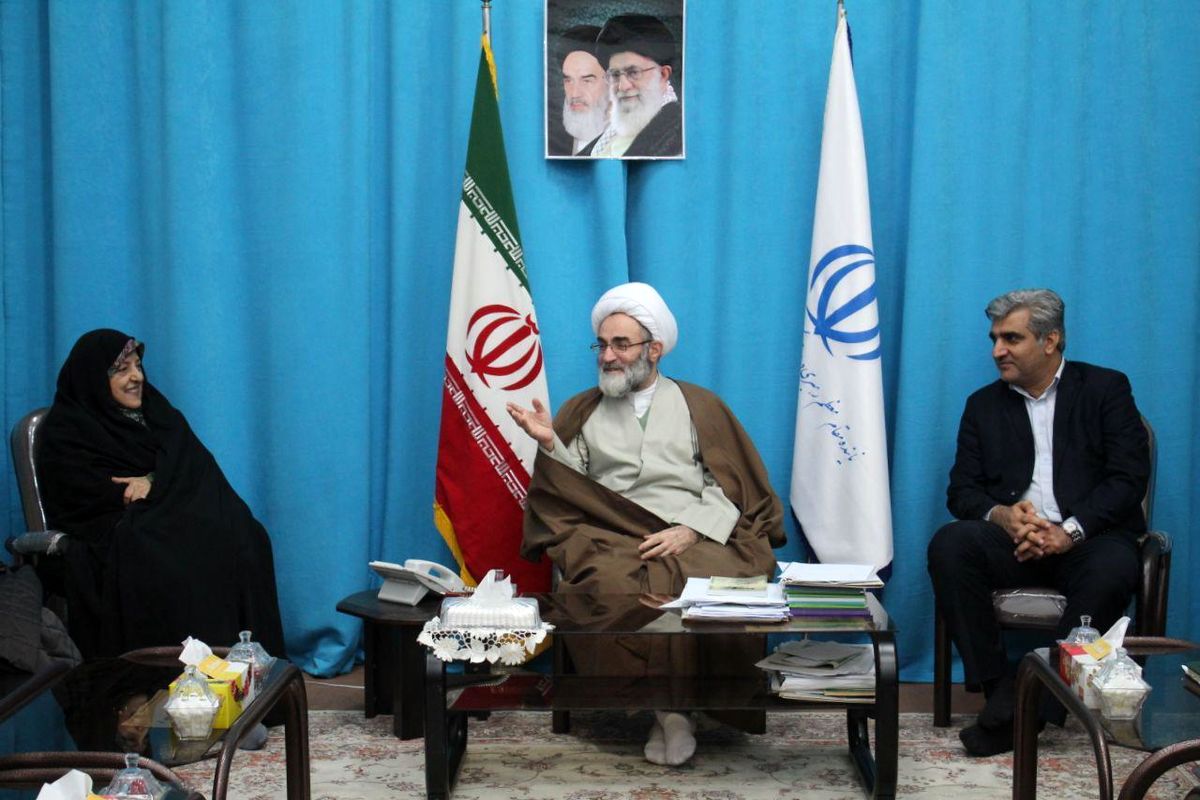 معاون رئیس جمهور در دیدار با آیت الله فلاحتی