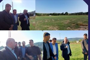 سرپرست فرمانداری ساری روند بهسازی زمین فوتبال روستای مرمت را بررسی کرد