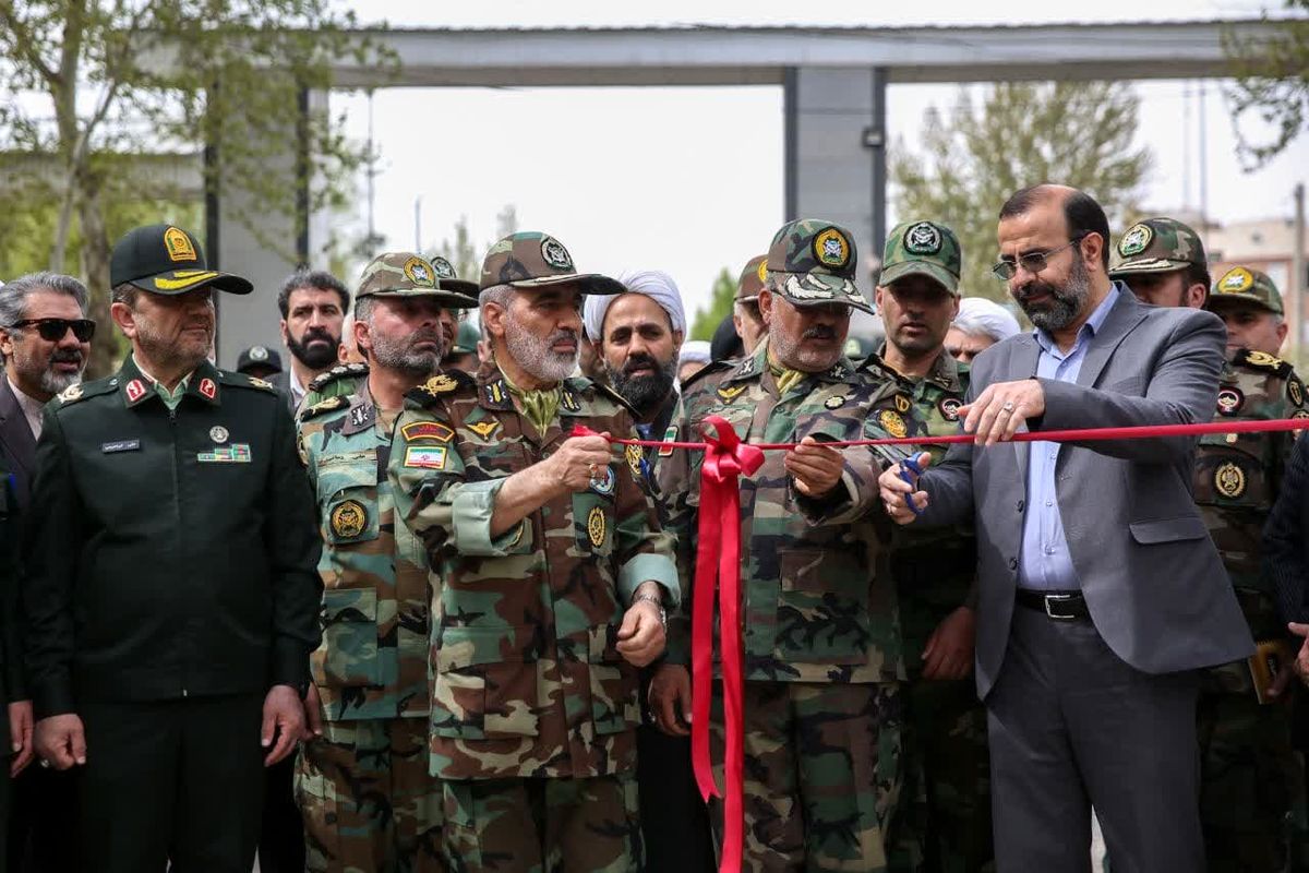 ارتش افتتاح1