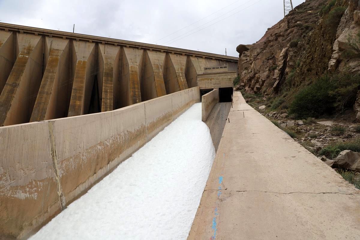  استاندار گیلان