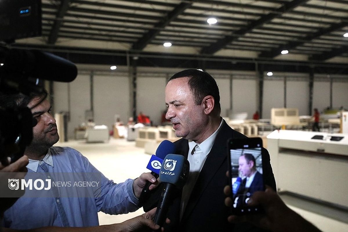 مصاحبه با کبیری و مسرور در حاشیه بازدید و افتتاحیه در کیش