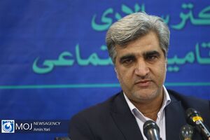 حق بیمه باید بر اساس مزد و مزایای کارگران پرداخت شود