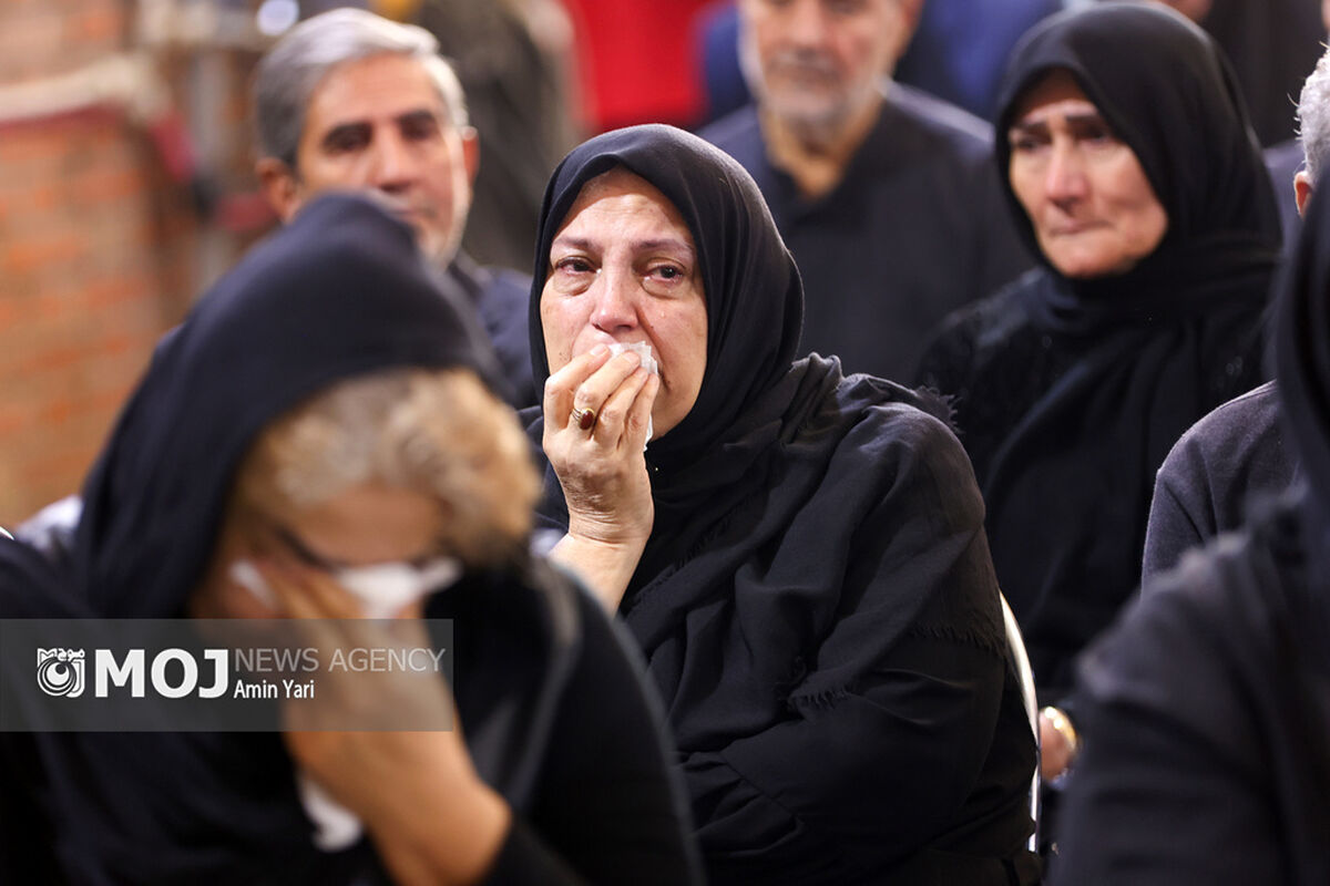 تشییع پیکر شهدای خلبان سانحه هوایی اشترانکوه