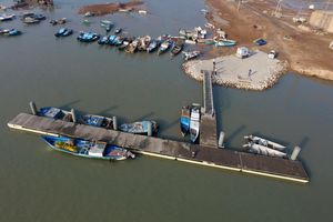 انجام مراحل پایانی تحویل گیری 23 موج شکن های مردمی