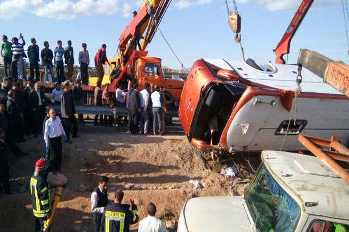 واژگونی اتوبوس زائران ایرانی