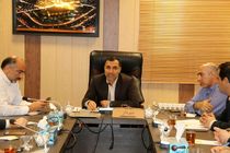 هنگام بارش شدید باران و وقوع سیلاب در حوزه شهری، شهردار و تمامی پرسنل شهرداری، کارگر خدمات شهری هستند