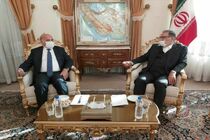 خروج نظامیان بیگانه از عراق مقدمه‌ی خوبی برای خروج آنان از کل منطقه است
