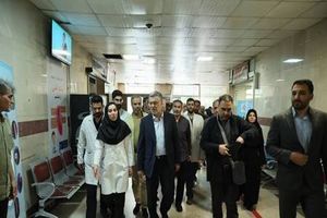 وزیر بهداشت از بیمارستان‌های تهران و سرکشی از مجروحان حمله اسرائیل بازدید کرد