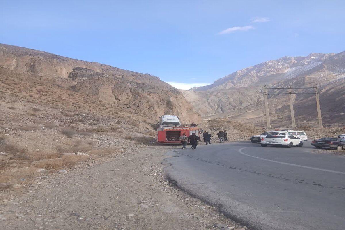 واژگونی اتوبوس