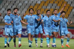 ترکیب استقلال و چادرملو مشخص شد