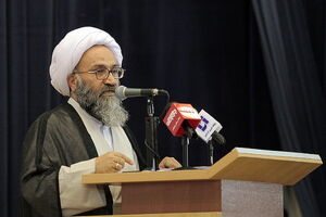 مردم جز در سایه اقتدار نیروهای نظامی هرگز نمی‌توانند قوام پیدا کنند