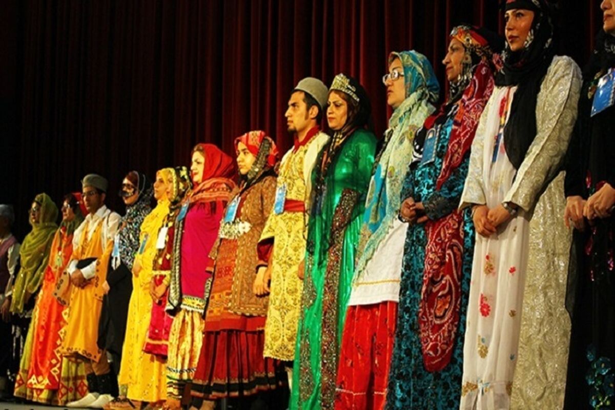 جشنواره ملی وحدت اقوام در تنکابن
