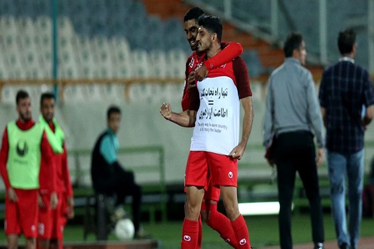 شادی مهدی ترابی بعد از گلش مقابل پیکان11