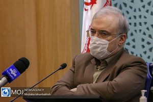 مشاور عالی وزیر بهداشت برکنار شد