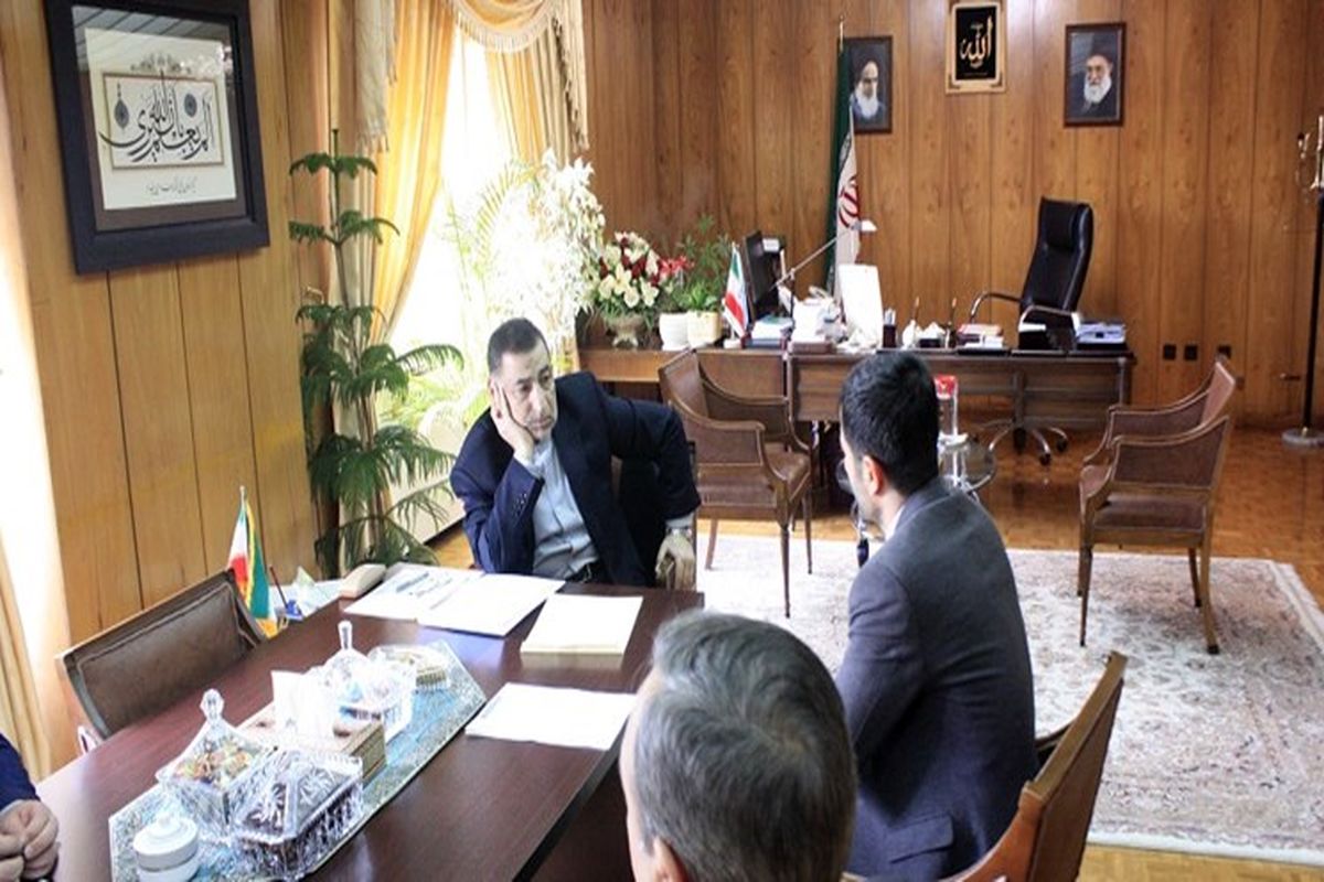 علیرضا آوائی