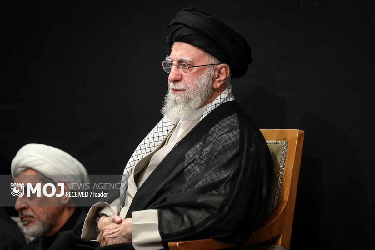 مراسم بزرگداشت شهدای جنگ تحمیلی اخیر با حضور هبر انقلاب اسلامی