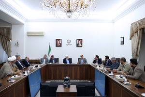 برای تحقق رشد ۸ درصد نمی‌توانیم خود را به منابع داخلی محدود کنیم