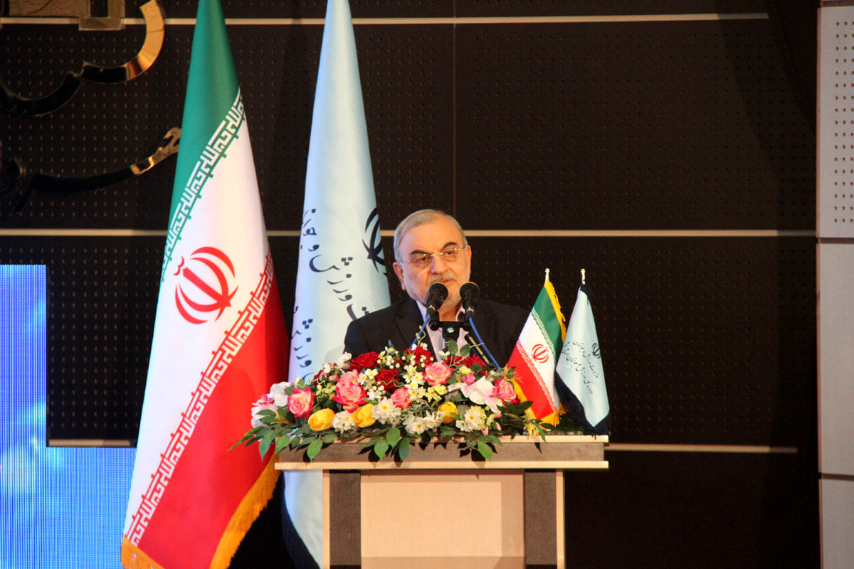 استاندار قم