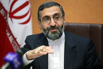 قانون می گوید باید خانواده زندانی رایگان بیمه شود