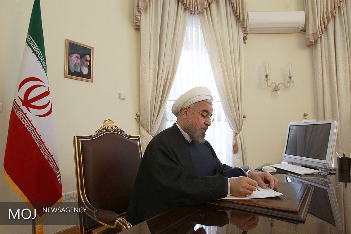 حسن روحانی یادداشت