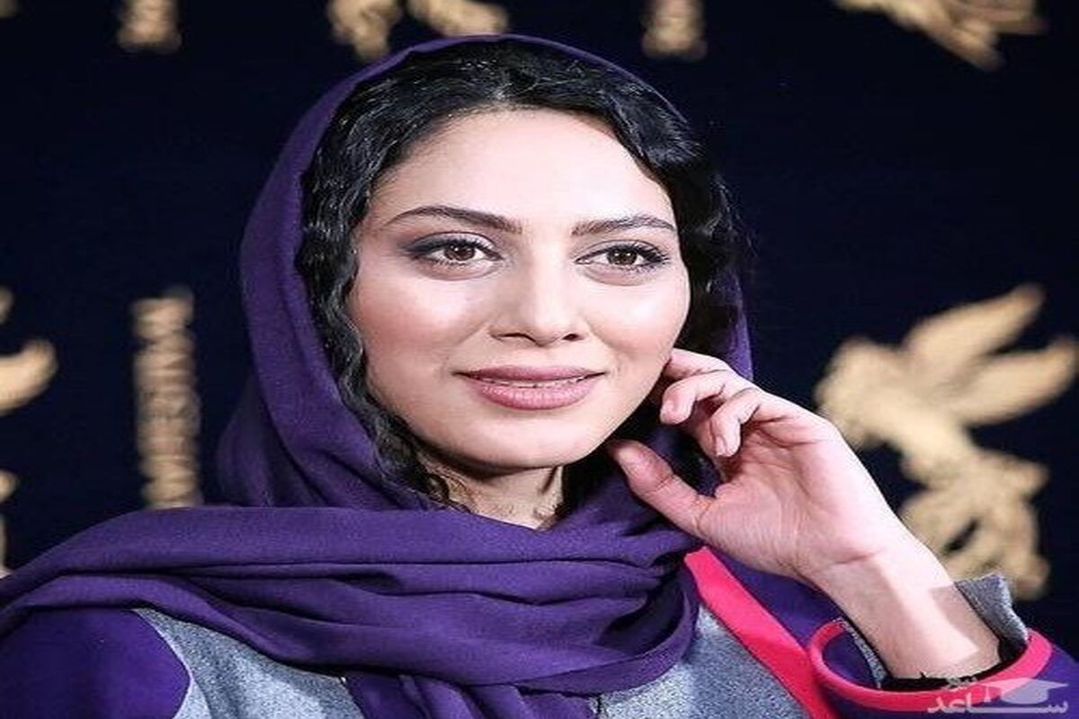 مونا فرجاد