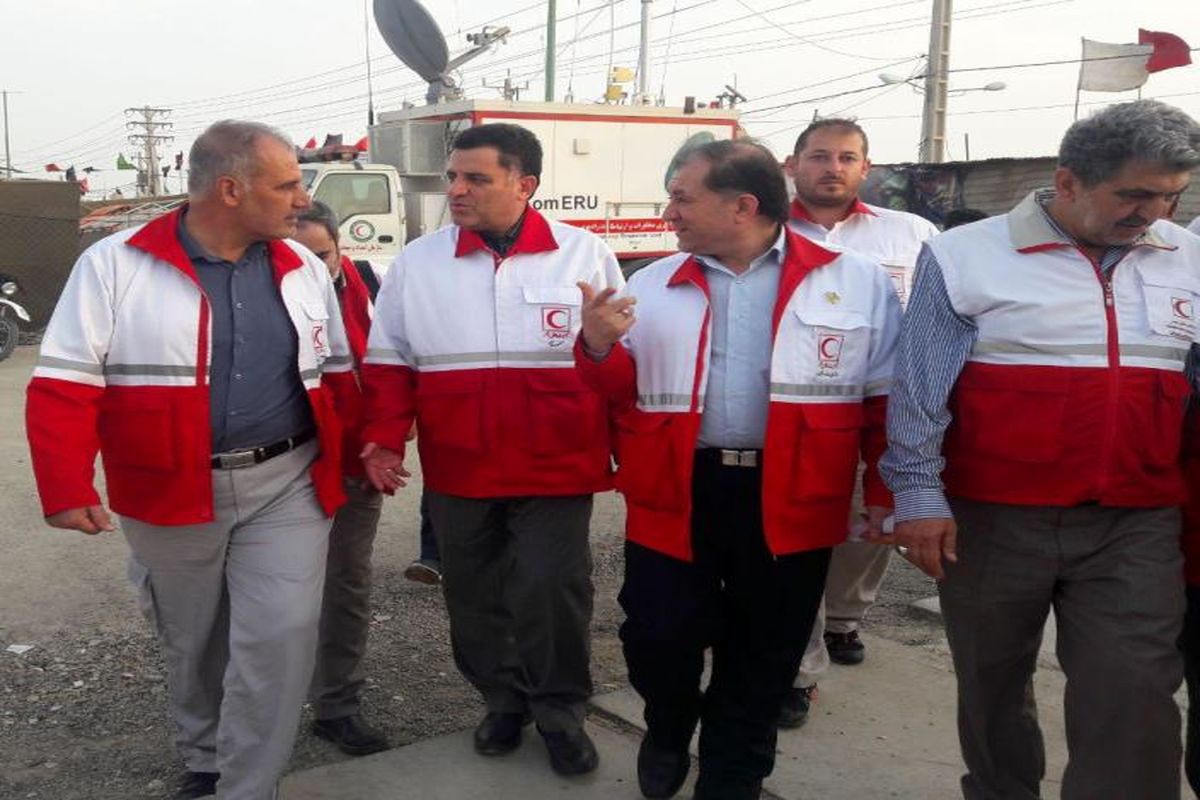 رئیس هلال احمر کشور در مناطق زلزله زده