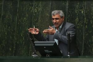 نباید بودجه را بدون در نظر گرفتن شرایط کشور نقد کرد