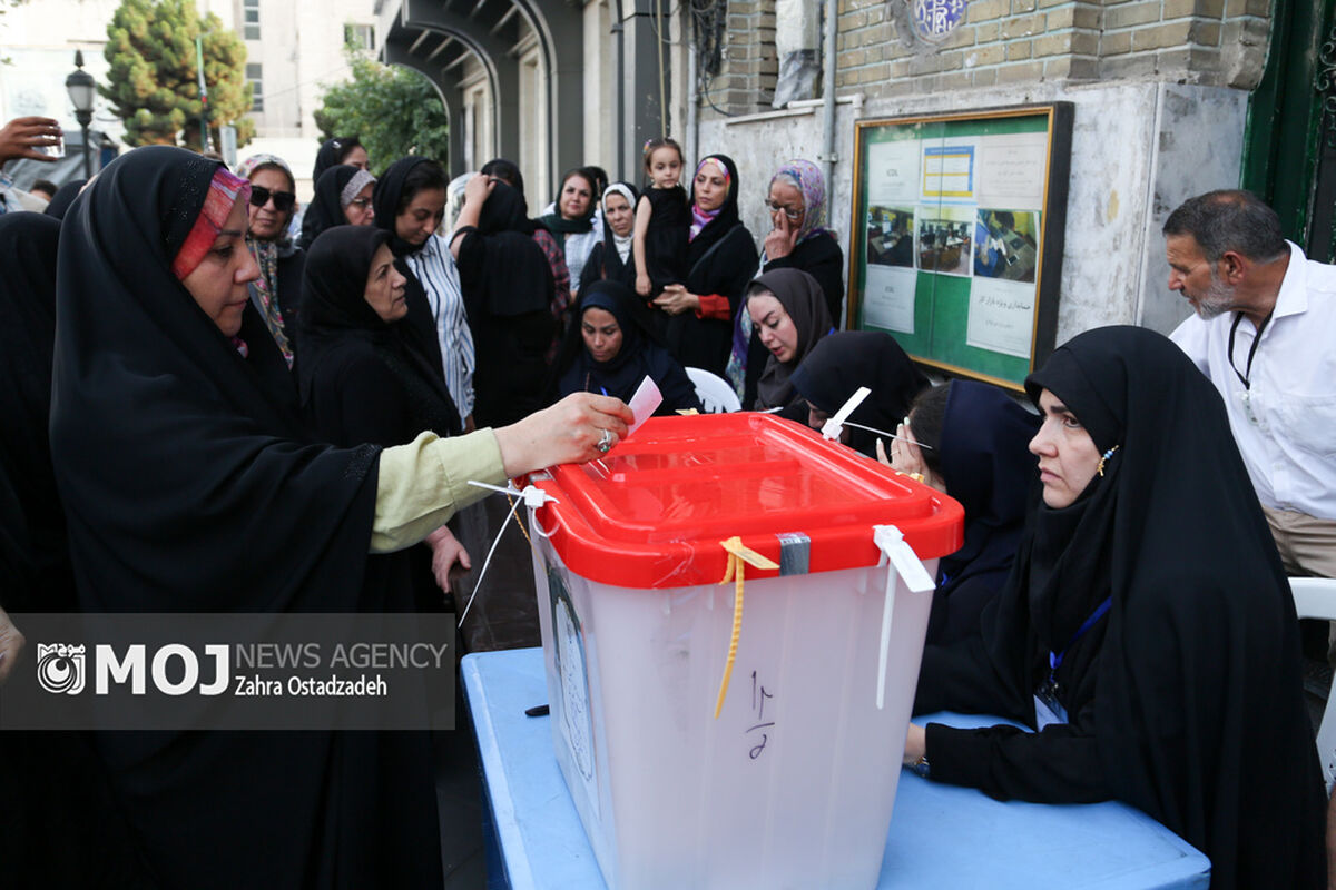 انتخابات مرحله دوم چهاردهمین دوره ریاست جمهوری در مسجد جامع نارمک