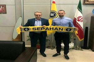 سپاهان با ولادیمیر کومان برای دو فصل دیگر تمدید کرد