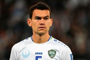 مدافع ملی‌پوش ازبکستان با استقلال توافق کردند