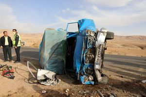 خودروی حامل معلمان در محور جاده مشهد – کلات دچار سانحه شد