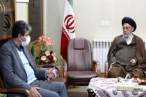 تولیدکنندگان مایه‌ آبرو و یاور دولت هستند