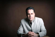 وحید تاج از حضور بر صحنه خوانندگی منع شد