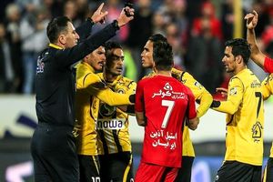 آنالیز داوری دیدار پرسپولیس و سپاهان/ دو پنالتی باید تکرار می‌شد