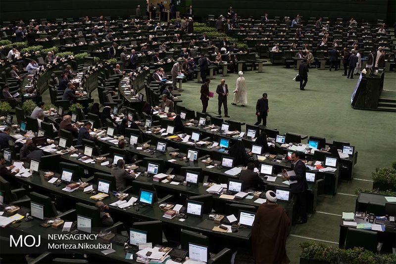 نمایندگان مجلس تیرماه به تعطیلات تابستانی می روند