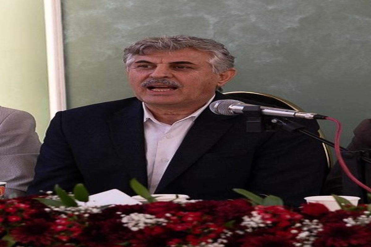 علی اصغر نصراللهی مدیرعامل شرکت نامدار تجارت الکترونیک (2)